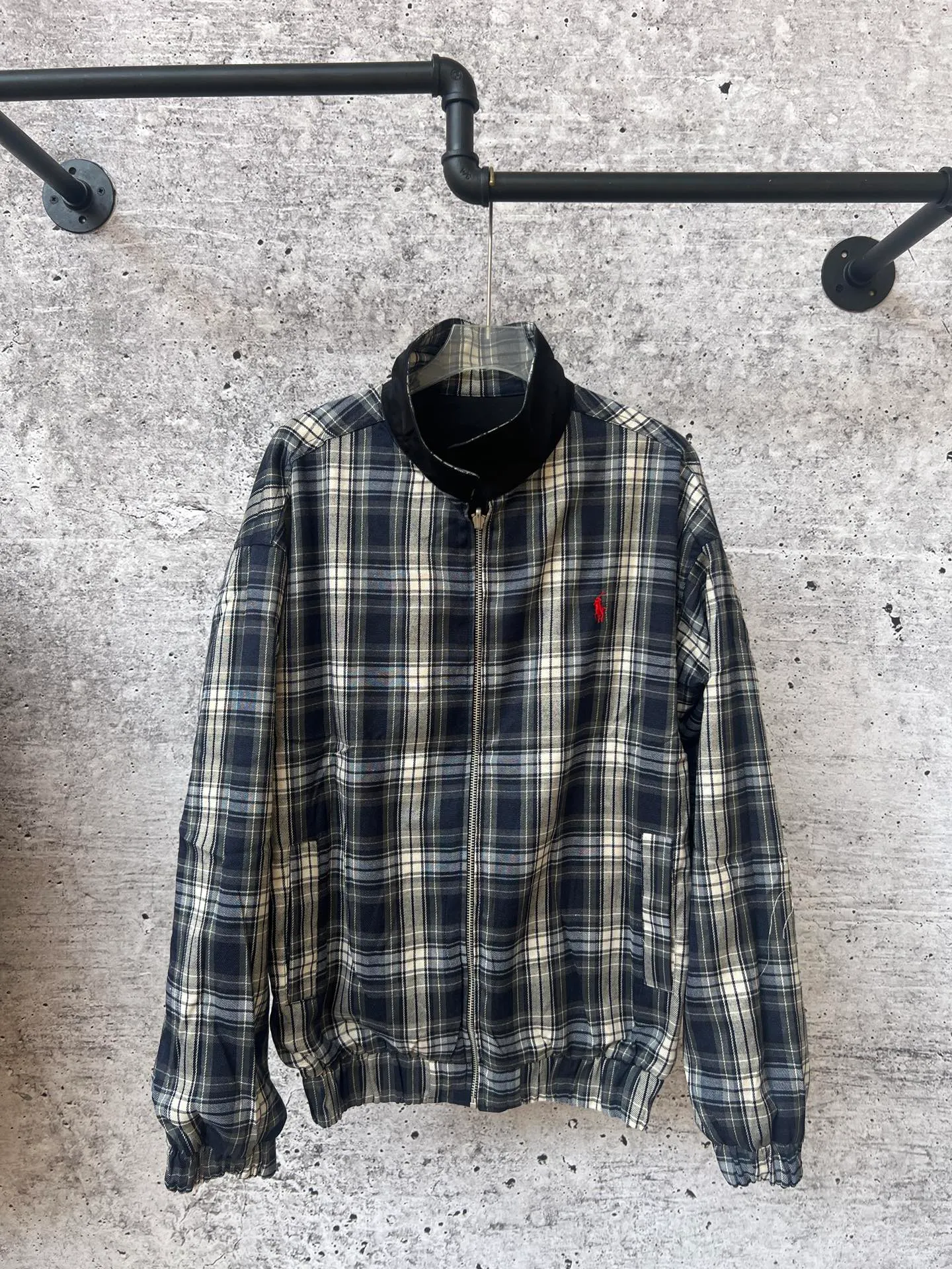 P390 Ralph Lauren autumn reversible jacket for men and women at the same price, reversible, one side is pure cotton woven, the inner plaid pattern, embroidery on both sides, and the craftsmanship details are restored
